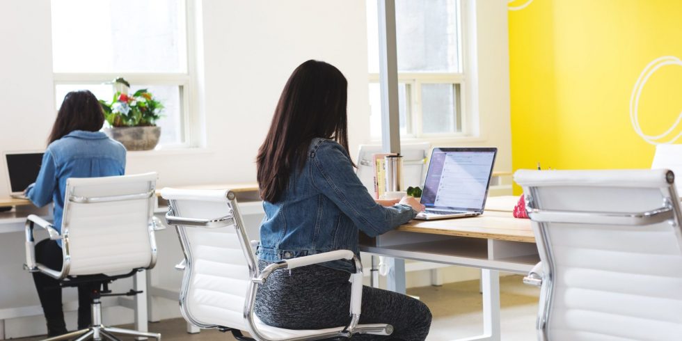 women-work-office-1920x960-1-980x490